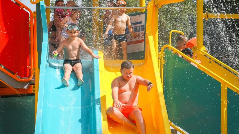 Megnyitották a Pancsoló Paradicsom kapuit, és ezzel egy új fejezet kezdődik a Bogácsi Gyógy- és Strandfürdő energetikai fejlesztése terén is - nézd meg a képeket!