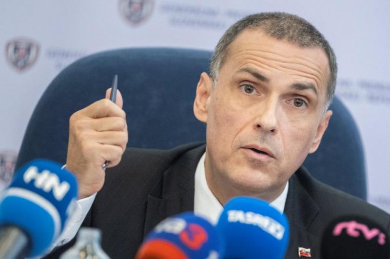 A főügyész hivatalos vizsgálatot indított a SME nevű lap egyik újságírója ellen.