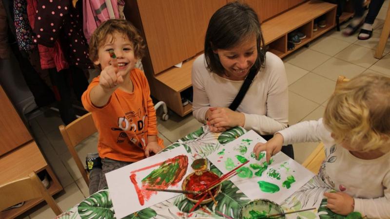 Mozgás, játék és egészség az egri óvodában: Egészségnapot rendeztek a BÓI-ban

Az egri óvoda színes programokkal ünnepelte az egészséget, amikor egészségnapot szervezett a BÓI-ban. A gyerekek vidám játékok keretében tapasztalhatták meg a mozgás örömét, mi