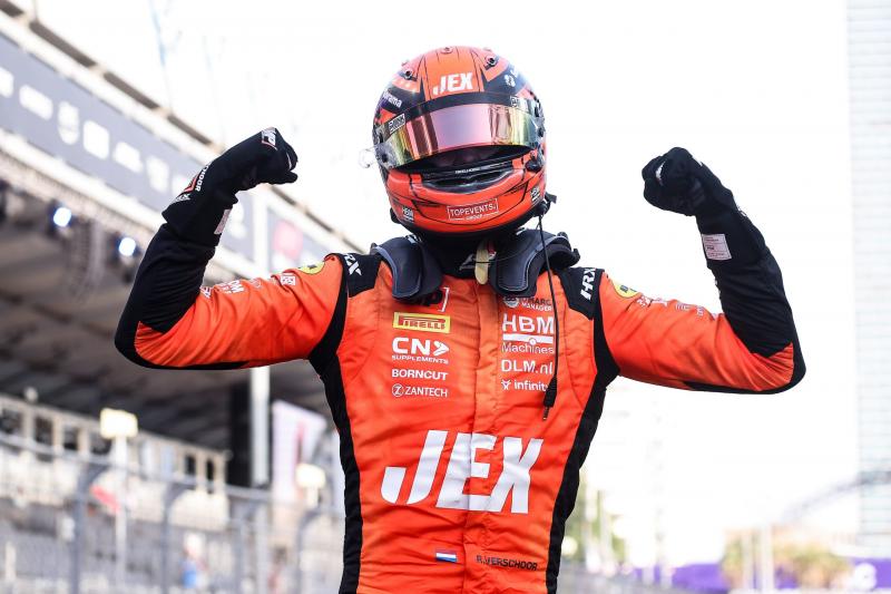 F2: Egy remek taktikai lépéssel és egy lendületes hajrával Verschoor diadalmaskodott a sprintversenyben | M4 Sport