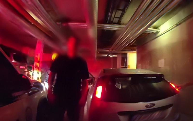 14 éves fiú autót vezetett, amikor a rendőrök leállították (VIDEÓ)
