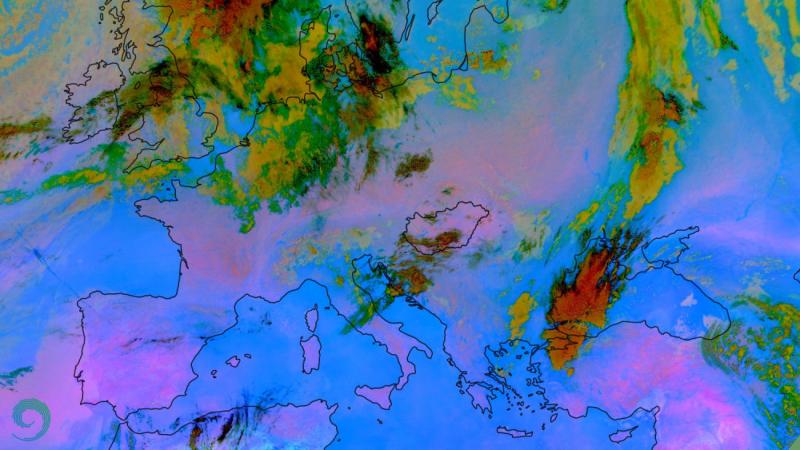 Füst borítja az égboltot Magyarország felett - térkép.