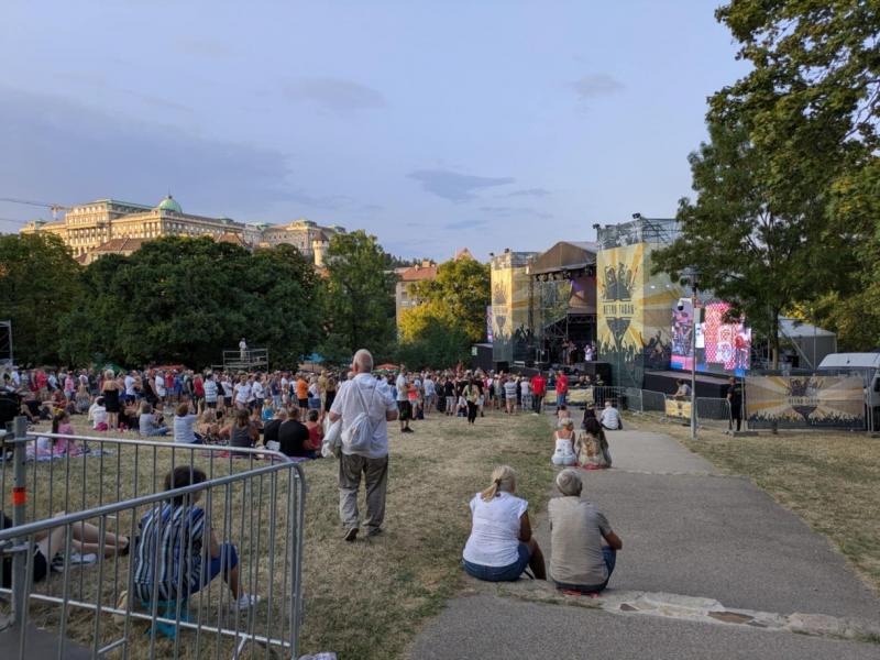 Nagy Feró a Tabánban így fogalmazott: 