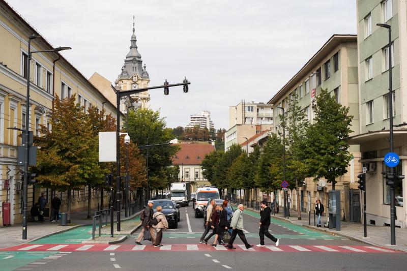 Felmérés: A válaszadók többsége úgy véli, hogy Románia továbbra is kedvezőtlen úton halad | Krónika